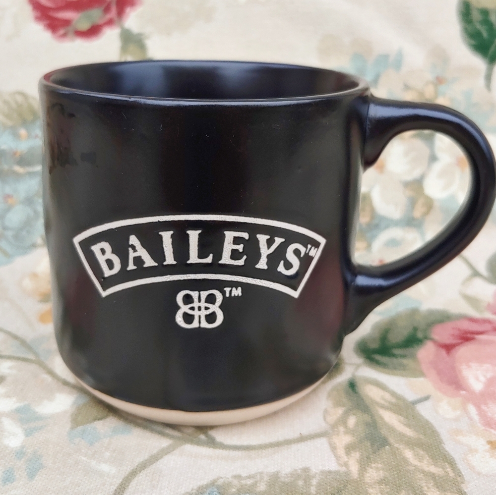Baileys Irish Cream Stoneware Black Coffee Mug 12 Ounces
